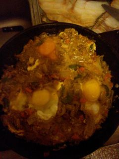 Una foto de Guisado de huevos