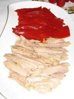 Una foto de Bocadillo de Atún con pimiento y aceitunas