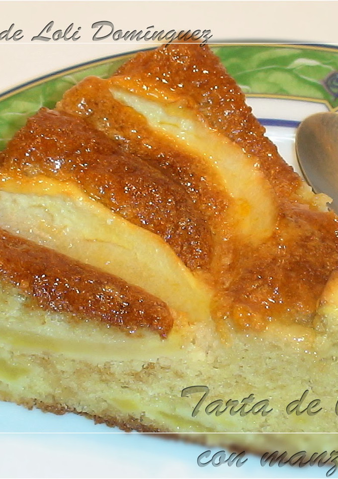 Una foto de Tarta de bizcocho con manzana
