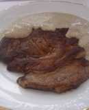 Entrecot plancha con salsa de setas al vino tinto