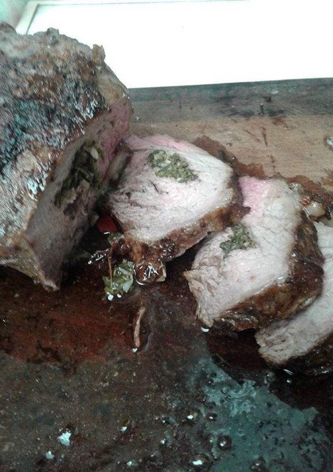 Una foto de Asado a la parrilla de colita de cuadril con mechado tradicional