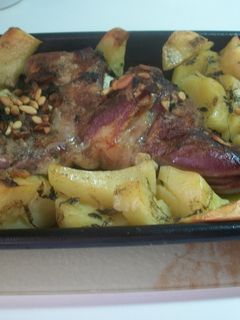Una foto de Cordero lechal asado a la murciana