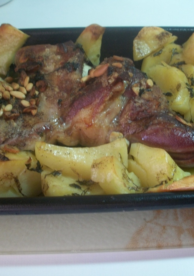 Una foto de Cordero lechal asado a la murciana