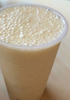 Una foto de Cómo hacer un licuado de banana