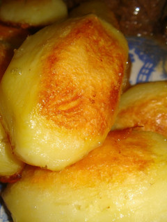 Una foto de Papas doradas al horno perfectas