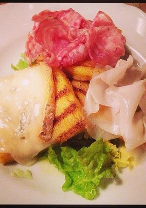 Una foto de Crostini de Polenta