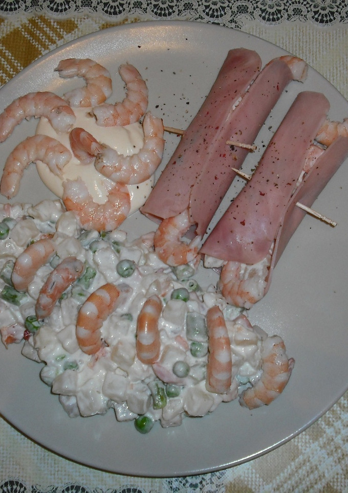 Una foto de Rollitos de ensaladilla