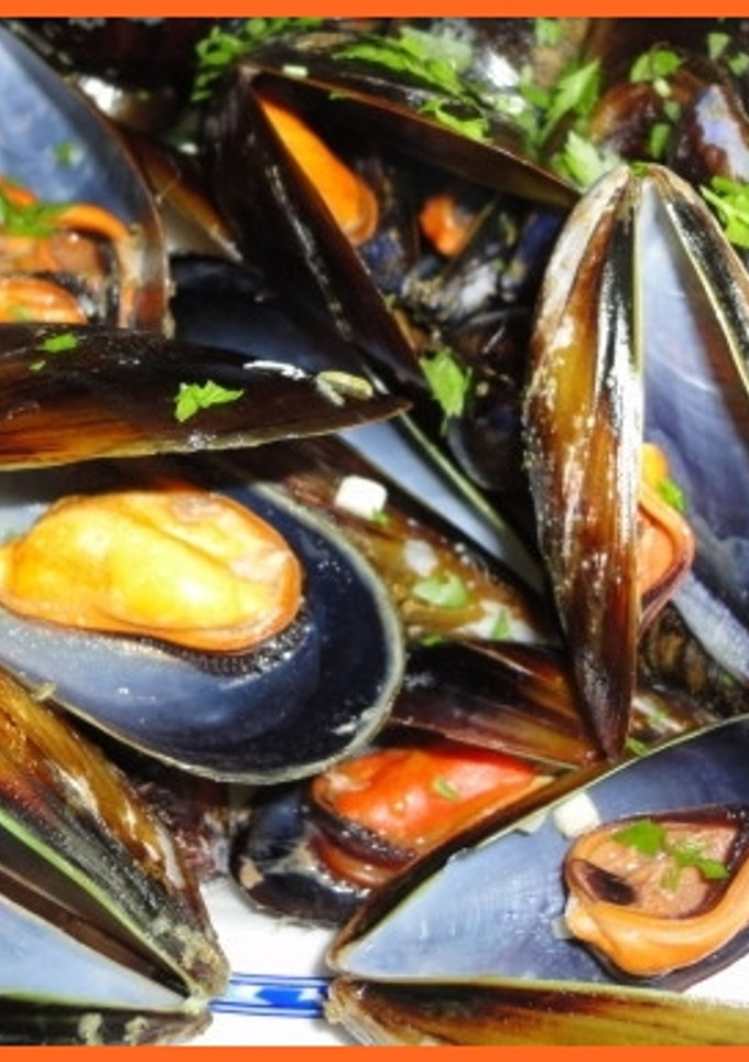 Una foto de Mejillones al vapor