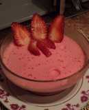 Bavaroise de frutilla con fruta natural