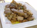 Atún encebollado isleño
