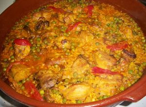 Una foto de Arroz con setas y conejo de monte