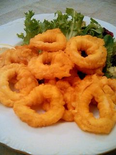 Una foto de Calamares ibicencos a la romana