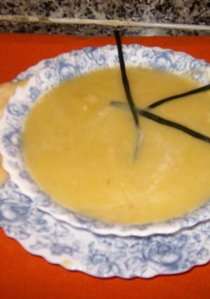 Una foto de Crema de arroz al azafrán