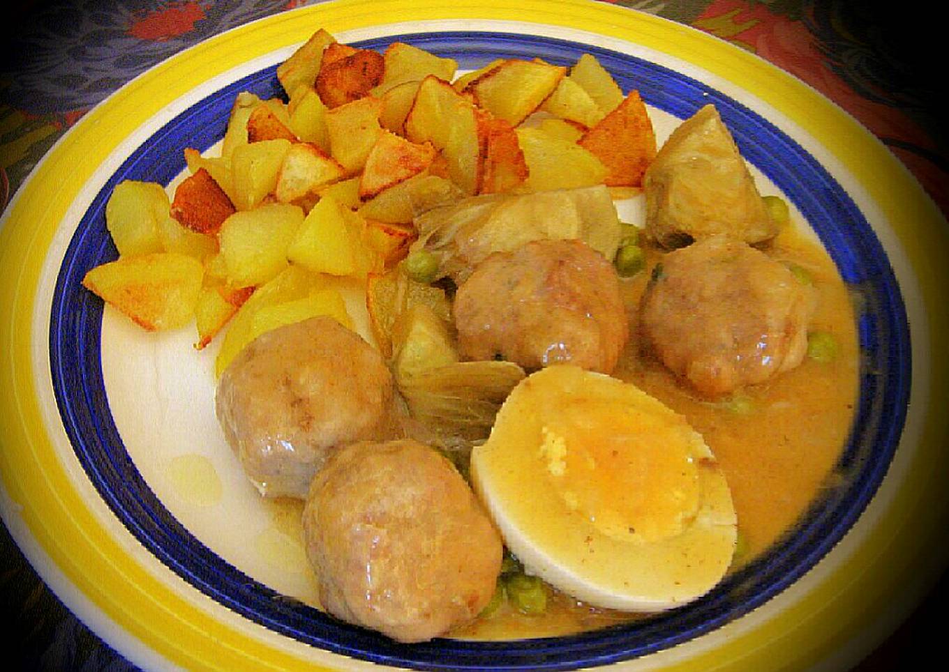 Albóndigas al vino blanco<br />