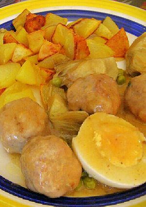 Una foto de Albóndigas al vino blanco