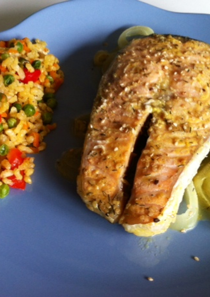 Una foto de Salmón al papillote con vinagreta de mostaza-miel