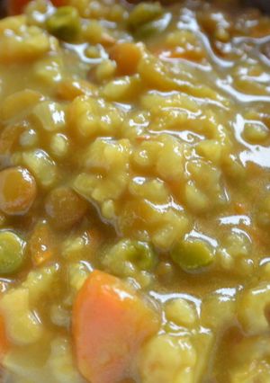 Foto principal de Guiso de lentejas, verduras y arroz