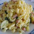 Espirales con carbonara de calabacín y beicon