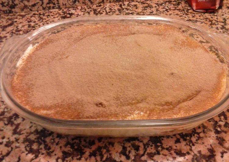 Tiramisú casero con mascarpone