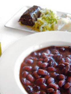 Una foto de Alubias de Tolosa con berza y morcilla