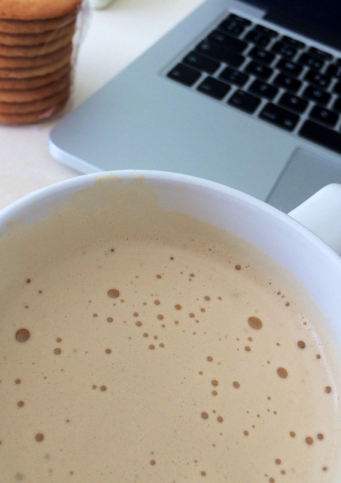 Una foto de Capuccino rápido y espumoso