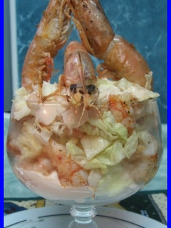Una foto de Cóctel de mariscos