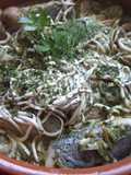 Filetes de pescado blanco con almejas y gulas