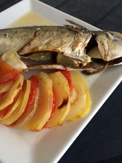 Una foto de Caballa al horno