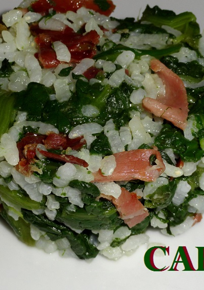 Una foto de Timbal de acelgas con arroz y jamón