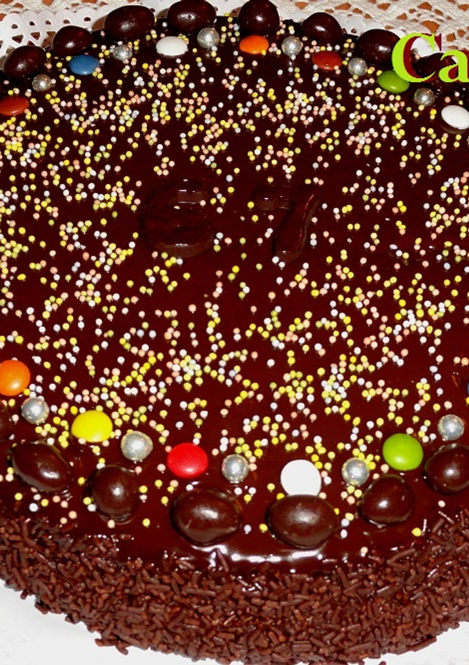 Una foto de Tarta de cumpleaños para celíacos