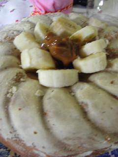 Una foto de Budín de banana y dulce de leche para la hora del té