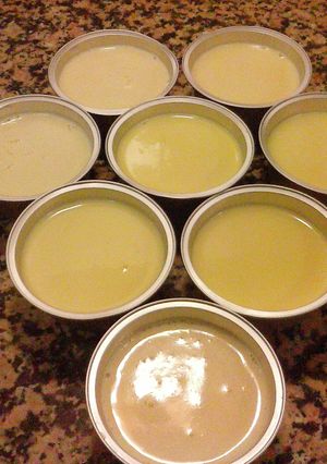 Una foto de Flan de chocolate blanco