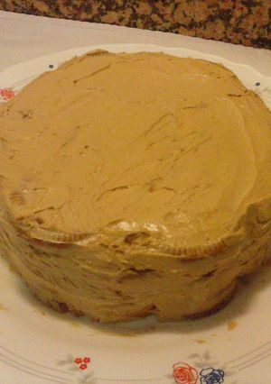 Una foto de Tarta de moka con galletas