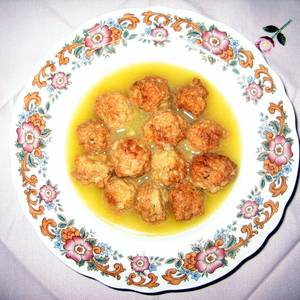 Albóndigas con Caldo