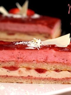 Una foto de Tarta paraíso de fresa
