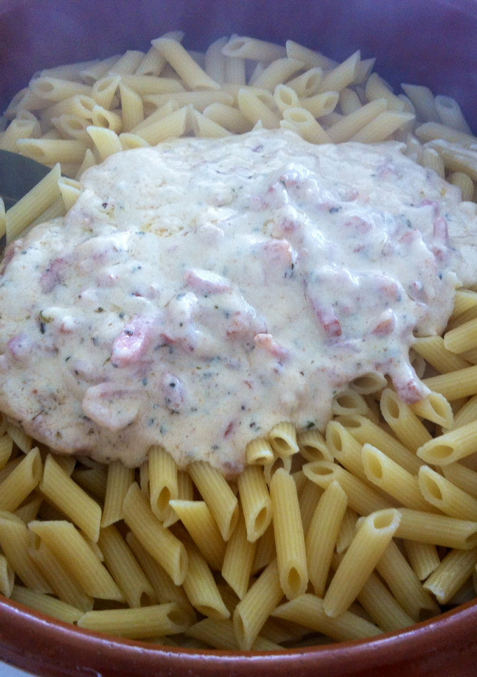 Una foto de Macarrones con bacon y nata 