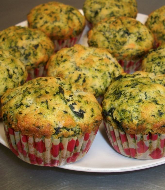 Una foto de Muffins de espinaca y parmesano