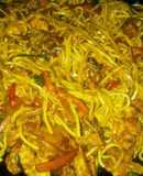 Chow Mein - Pasta con pollo al estilo chino