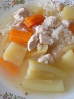 Una foto de Caldo de pollo