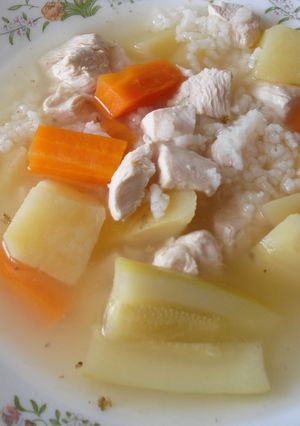 Una foto de Caldo de pollo