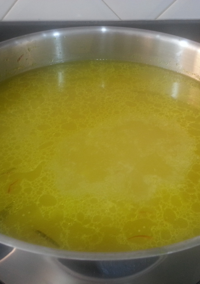 Una foto de Caldo de pollo curativo