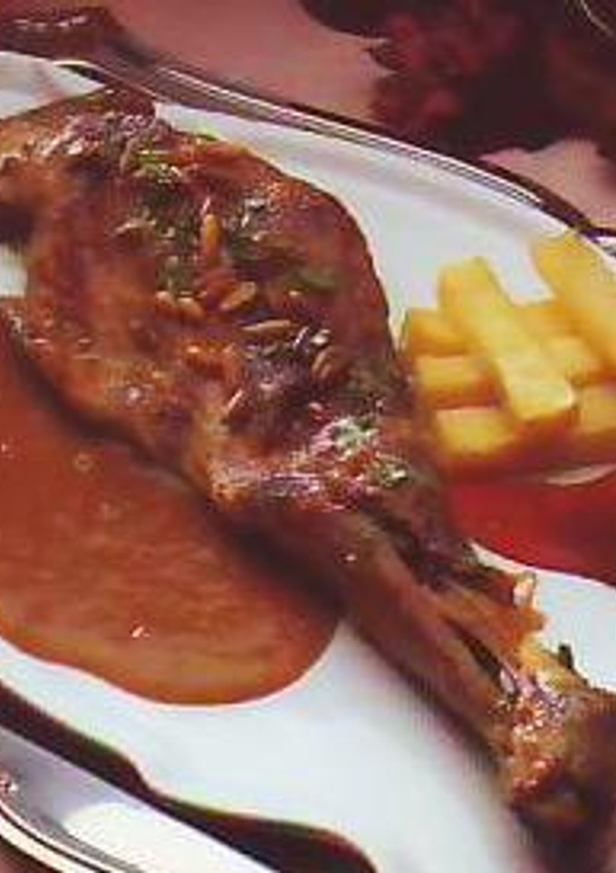 Una foto de Pata de cabrito al horno