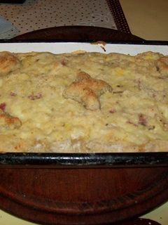 Una foto de Tarta de choclo y pollo con masa caserita
