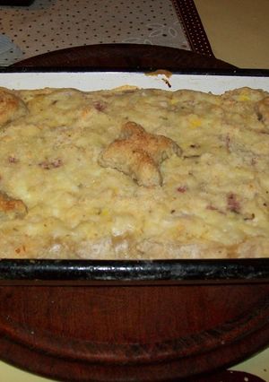 Una foto de Tarta de choclo y pollo con masa caserita