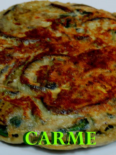 Una foto de Tortilla de berenjena y espinacas