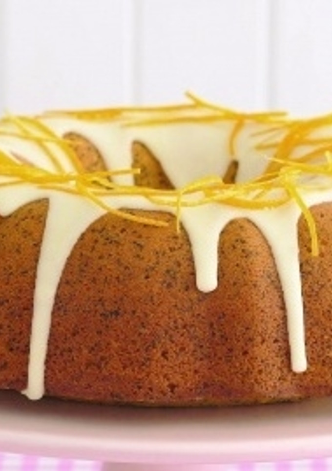 Una foto de Tarta de naranja con sésamo