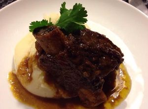 Foto principal de Costillas de ternera al vino tinto