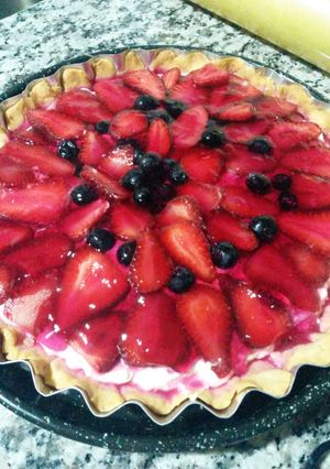 Una foto de Tarta de frutillas y queso