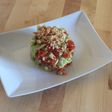 Tartar de aguacate y tomatitos cherry