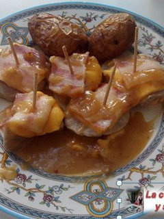 Una foto de Solomillo ibérico prensado con bacon y queso